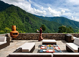bhutan luxury tour package como uma